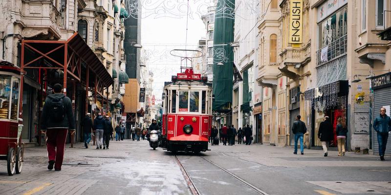 迈达斯多维资产布局：外汇、黄金、原油、指数四大核心品种深度解析与策略指南